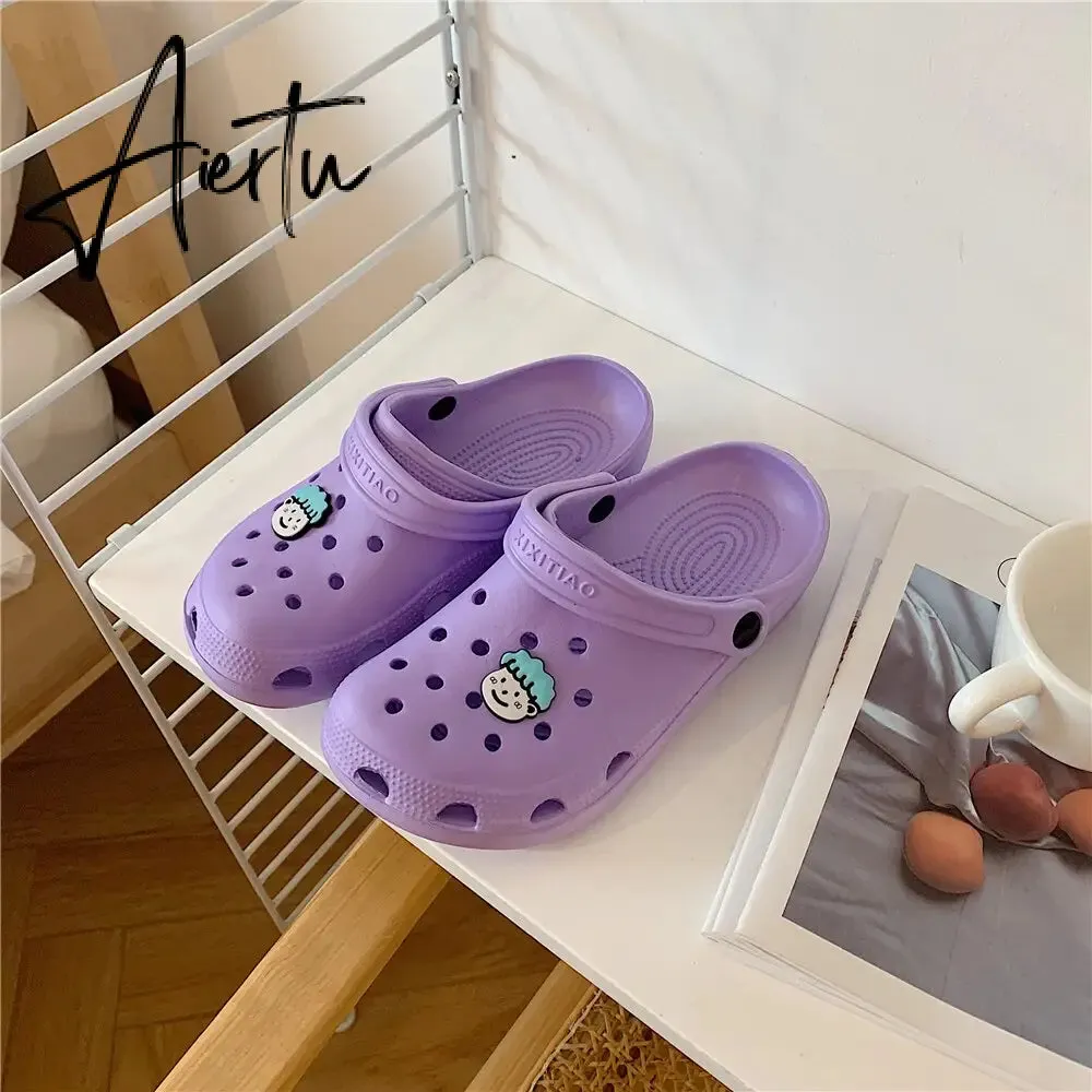 Aiertu Korean Women Casual Garden Clogs Waterproof Shoes Beach Platform Slippers For Woman Personalized Sandals Streetwear Shoes