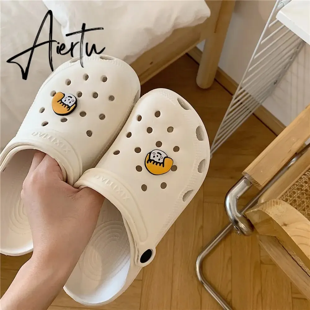Aiertu Korean Women Casual Garden Clogs Waterproof Shoes Beach Platform Slippers For Woman Personalized Sandals Streetwear Shoes