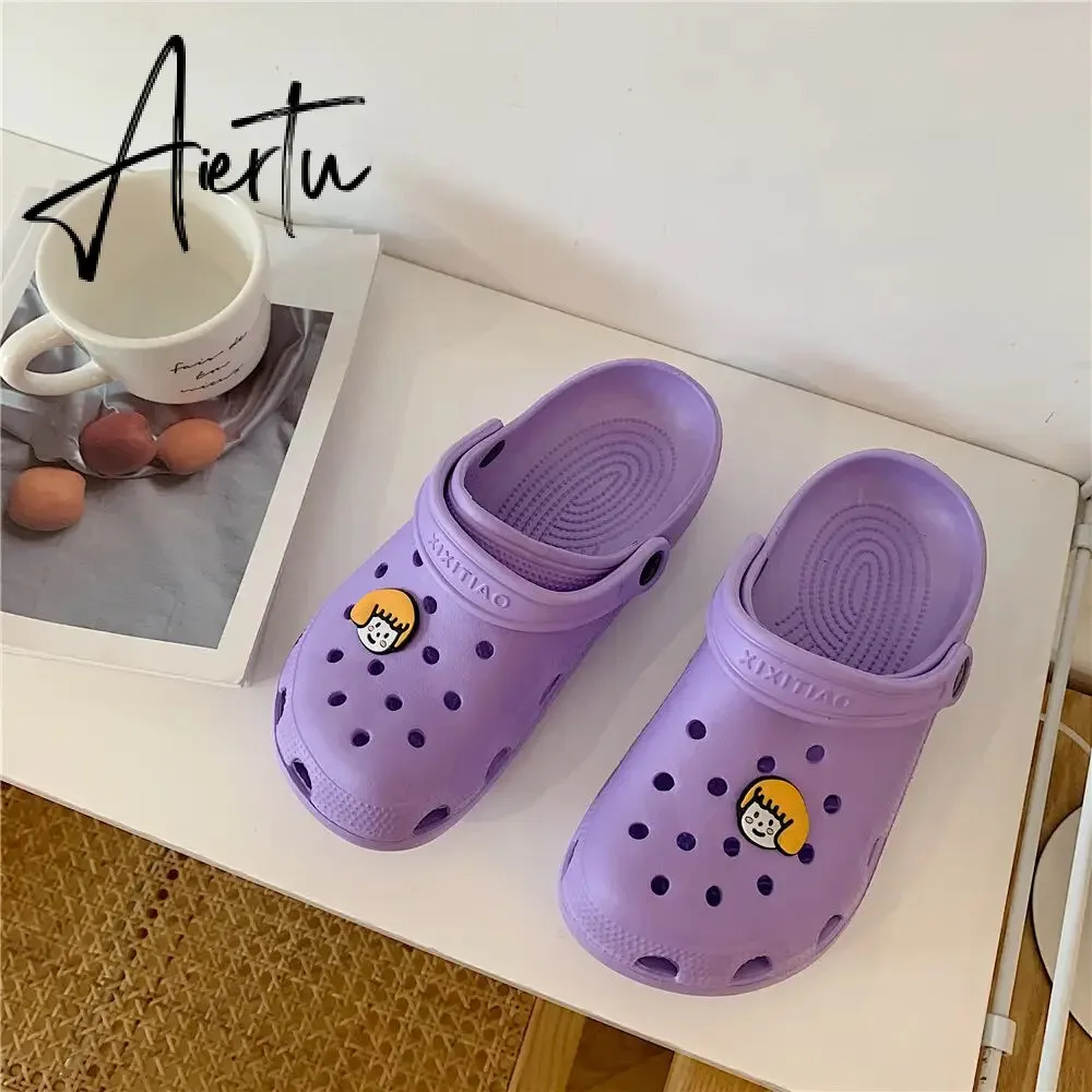 Aiertu Korean Women Casual Garden Clogs Waterproof Shoes Beach Platform Slippers For Woman Personalized Sandals Streetwear Shoes