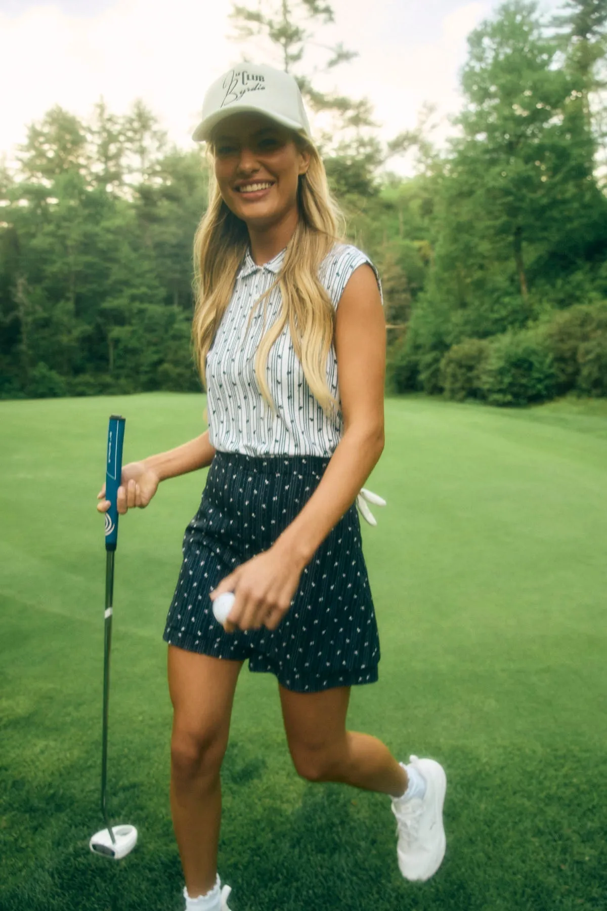 BYRDIE GOLF SOCIAL WEAR Le Byrdie Club Trucker