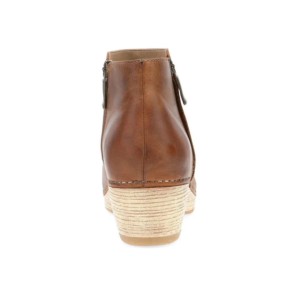 Dansko Lizanne Boot Women's