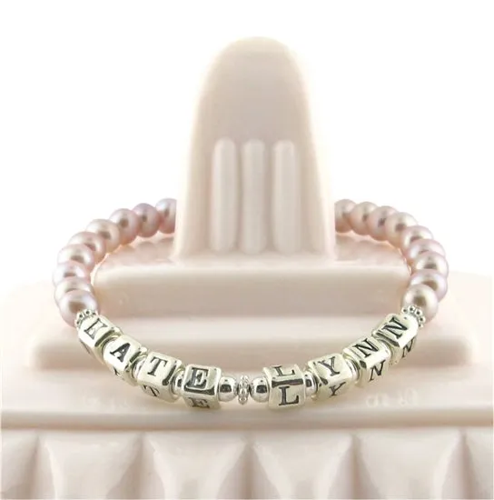Sweet Pearl Name Bracelet
