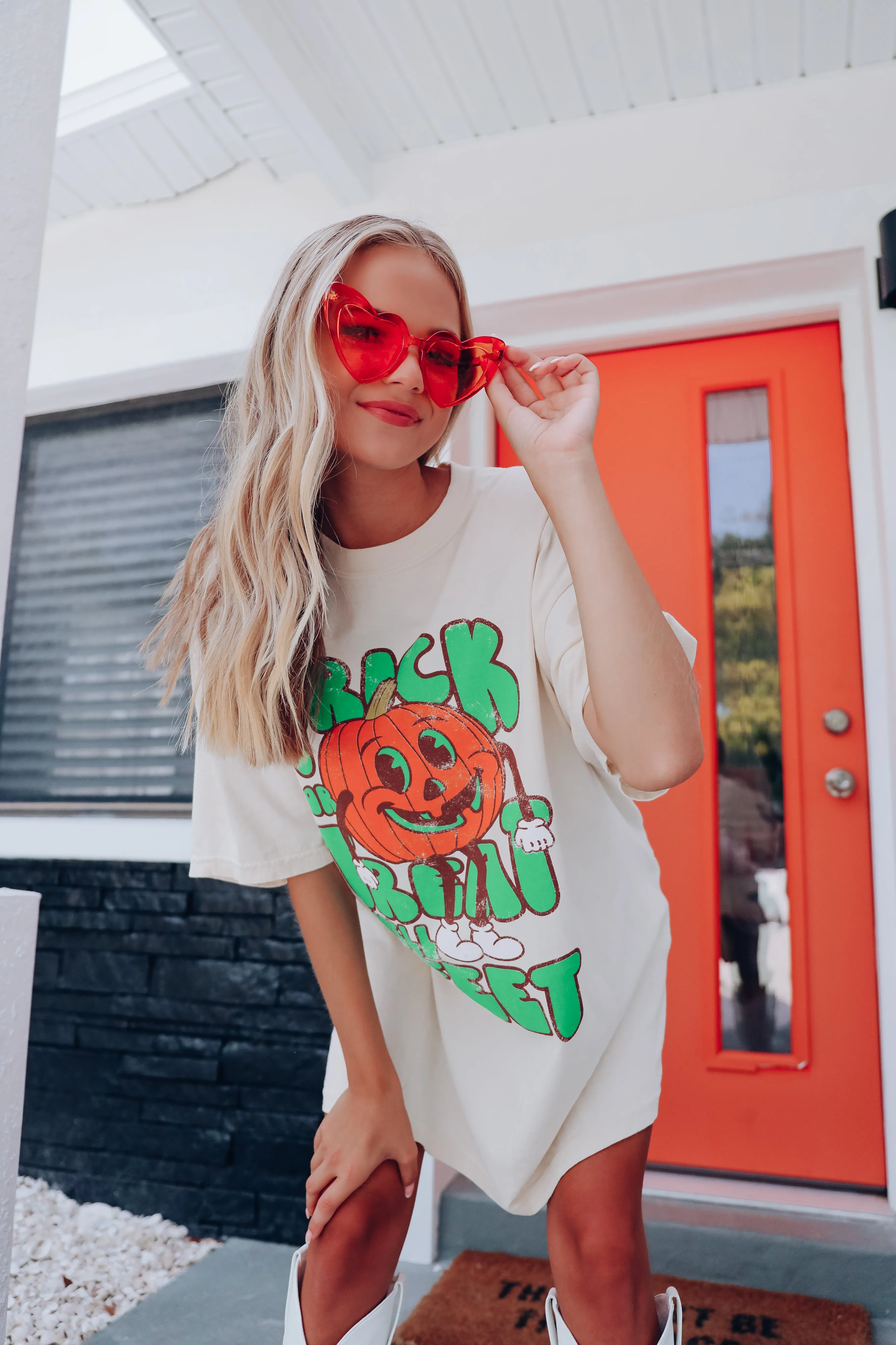 Trick Or Treat Smell My Feet Graphic Tee - Ivory