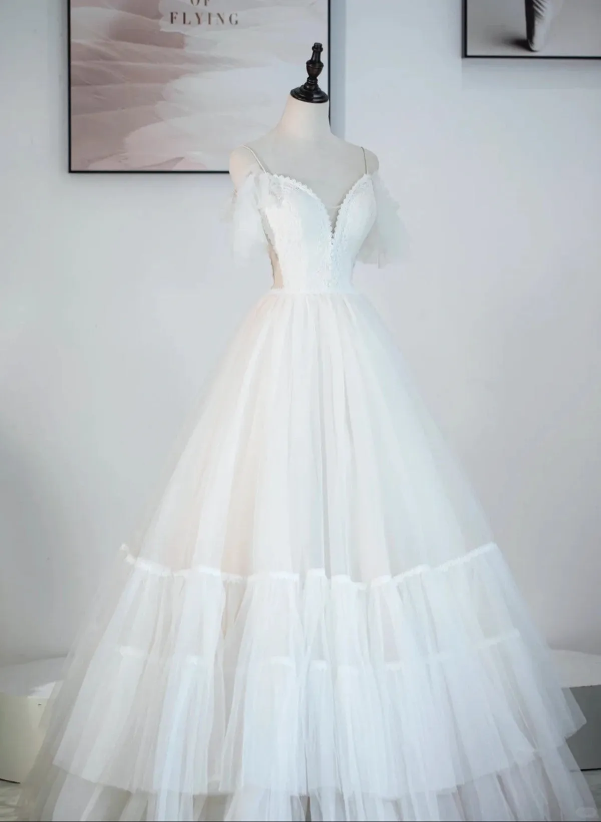 Uniwim A-line Ivory Tulle V-neckline Straps Off Shoulder Party Dress, A-line Tulle Eveing Dress