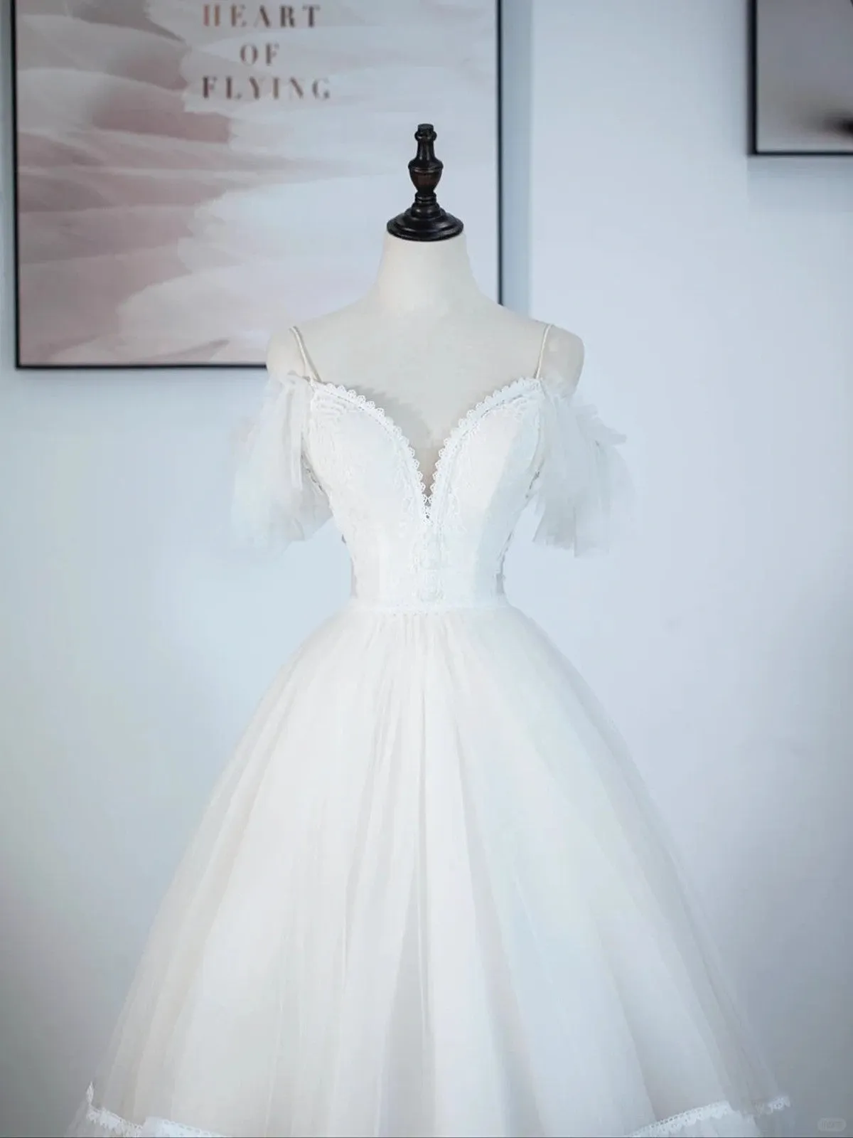 Uniwim A-line Ivory Tulle V-neckline Straps Off Shoulder Party Dress, A-line Tulle Eveing Dress